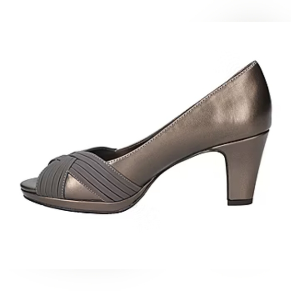 🆕️ Women block heel pumps - Picture 3 of 8